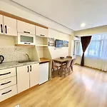 Newaz Hotel